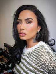 El nuevo look de Demi Lovato deja a todos en shock y todos comentan lo  mismo