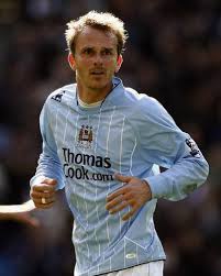 Dietmar johann wolfgang didi hamann is a german professional football coach, former player and media personality. Dietmar Hamann