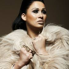 Nadia Darling's Instagram, Twitter & Facebook