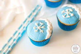 It's just a simple sugar candy that i colored blue… instructions are. Frozen Cupcakes Easy Elsa Cupcakes For A Winter Party Easy Family Recipe Ideas