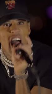 Drop a 🖤 if you’d rock out to this song with me live!, #408 #poppunk #punk  #livemusic