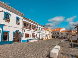 There are 3 ways to get from lisbon to vila nova de milfontes by train, taxi, bus or car. Visitar Vila Nova De Milfontes Roteiro Com O Que Ver E Fazer Vagamundos