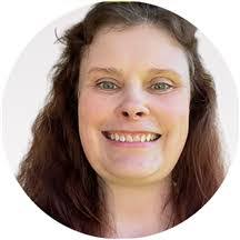 Laura Dirks's Instagram, Twitter & Facebook