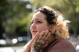 Shannen Moser talks about Philly, 'The Sun Still Seems to Move' album