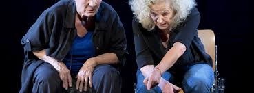 74enne, il prossimo 10 dicembre, nasce sotto il segno del sagittario. La Nostalgie Des Blattes Theatre Du Rond Point Paris