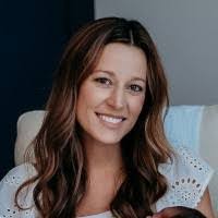 Liz Poston's Instagram, Twitter & Facebook