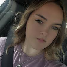 Just curious how everyone house breaks their labs I'm having trouble with  mine peeing as I'm actively putting his collar