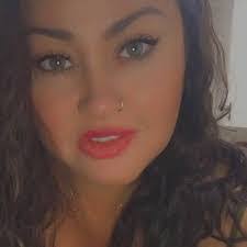 Amy Xiomara's Instagram, Twitter & Facebook