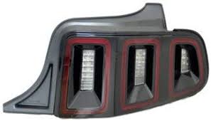 Amazon Com New Right Passenger Side Tail Light Assembly For 2013 2014 Ford Mustang Mustang Gt Fo2801233 Automotive