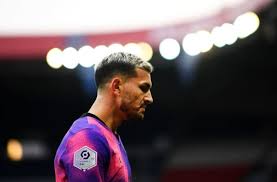 Paredes, créateur de l'usage unique, conçoit, fabrique en france et distribue des produits et des solutions innovantes en matière d'hygiène et de protection professionnelles. Leandro Paredes Is The Psg Star What Andrea Pirlo Needs At Juventus