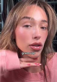 Everyday Chill Makeup Look Tutorial Without Mascara