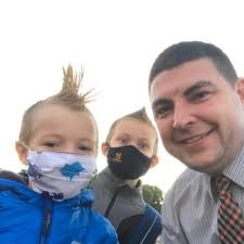 Mike Dandron (@DandronMike)