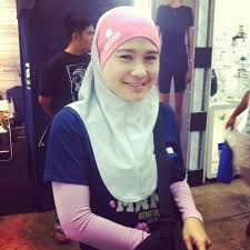 Polos, elegan, kombinasi, putih, abaya, syar'i & terbaru. Baju Sukan Muslimah Nashata Page 2