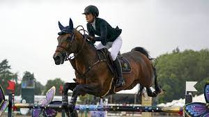 The daughter of musicians bruce springsteen and patti scialfa, she is a show jumping champion rider who has represented the united states equestrian team in international competition and won a silver medal in the team jumping at the 2020 summer olympics held in 2021 in tokyo. Springreiten Jessica Springsteen Fur Olympia Nominiert