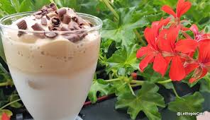 Epingle Par Volga Sur Keto En 2020 Lait D Amande Recette Lait D Amande Recette