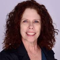 Heather Vickers's Instagram, Twitter & Facebook