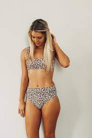 The Best Swimsuit Brands In 2019 For Every Body Type From Halter Bikinis For Big Busts To Bandeau Biki Swimsuit For Small Chest Swimwear Best Swimsuit Brands