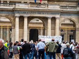 May 31, 2021 · le conseil constitutionnel a validé lundi le projet controversé de «pass sanitaire» du gouvernement prévu par la loi encadrant la sortie progressive de l'état d'urgence sanitaire. Znue0etpzu7trm