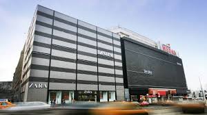 Număr de magazine și servicii. La Cateva Zile DistanÈÄ La Cateva Zile DistanÈÄ Super Ieftin Nike Unirea Shopping Center Zanesiursitoare Ro