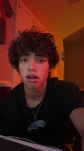 Noah Tracy's Instagram, Twitter & Facebook