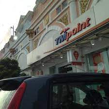 8:00 am until 10:30 pm on monday to friday 8:00 am until 5:30. Tm Point Bandar Perda