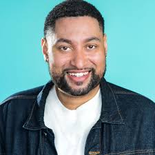 Chris Bazemore's Instagram, Twitter & Facebook