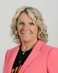 100 Influential Women in Tech to Follow