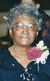 Lillie Dickerson's Instagram, Twitter & Facebook