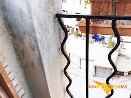 Droit brise vue en bois. Cas Brise Vue Pour Balcon En Fer Forge Stores Pergolas Le Blog
