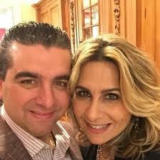 Leticia Paredes's Instagram, Twitter & Facebook