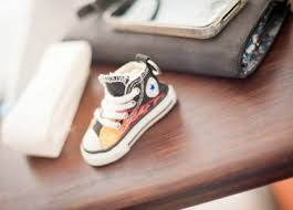 Converse chucks erhalten sie in vielen verschiedenen farben und mustern. Ausgeflippte Chuck Hochzeit Von Patrick Ludolph
