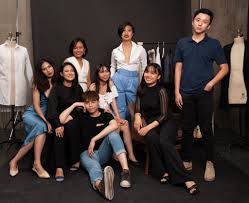 Tham vấn quy định về hoạt động kinh doanh. Thu Vu Opens Her Coco Dressing Room And Her Bag Thedot Magazine