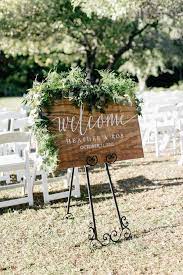 Pin By Gadah On Wedding Outdoor Fall Wedding Outdoor Wedding Decorations Green Themed Wedding