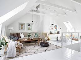Gaya desain ini berbeda, selain mengikuti mimpi mendapat sentuhan ala eropa, ada juga gaya modern yang sederhana, atau tekstur hangat dari gaya eropa utara. Inspirasi Rumah Impian 7 Loteng Rumah Minimalis Sederhana Ini Patut Kamu Contoh Dekoruma Com Line Today