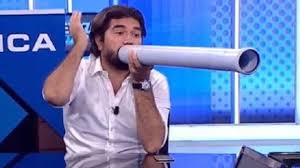 30 nisan 1981, i̇zmir) türk köşe yazarı ve televizyoncu. Bosnaklardan Rasim Ozan Kutahyali Ya Dogum Gunu Surprizi