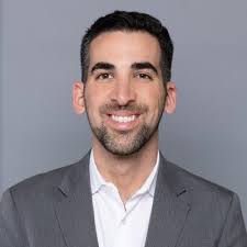 Lindsey Cobia (@LindseyCobia)