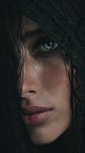 Single mom struggling to pay bills and seeking help