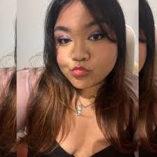 Noelle Shaffer's Instagram, Twitter & Facebook