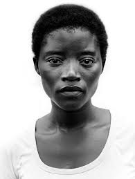 Find the perfect fille nu 12 ans stock photos and editorial news pictures from getty images. Portraits De Femmes Refugiees Congolaises Unhcr Spotlight