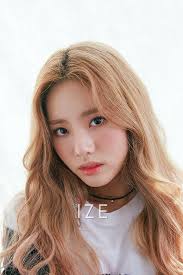 Jiwon Fromis 9 Kpop Kpop Girls Vietnam Girl Photoshoot