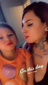 Kayla Reams's Instagram, Twitter & Facebook