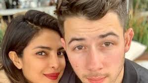 Diterpa Isu Cerai, 7 Potret Mesra Priyanka Chopra & Nick Jonas Disorot