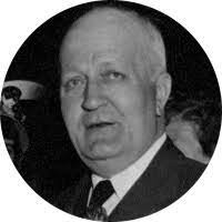 Samuel Waite's Instagram, Twitter & Facebook