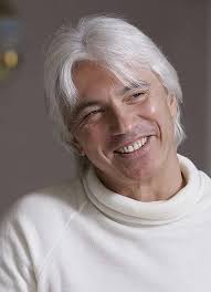 Tribute to Baritone Singer Dmitri
