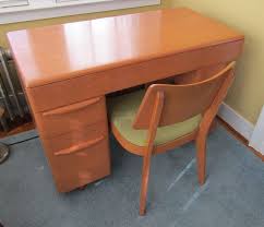 1950 S Heywood Wakefield Champagne Desk And Chair 29 Tx43 5 Wx21 5 D Desk And Chair Have So Wakefield Furniture Heywood Wakefield Furniture Heywood Wakefield