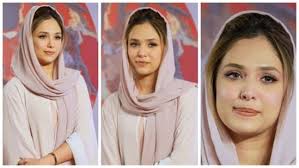 Irfan Pathan's wife and former model Safa Baig looks elegant in simple  pastel outfit; fans call her 'beautiful lady'