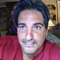 600+ "Derek" profiles