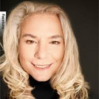 Cassandra Marquette's Instagram, Twitter & Facebook