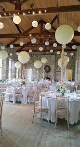 Pin By Louise Brodsgaard On Bryllups Inspo Puk In 2021 Wedding Balloon Decorations Wedding Decorations Centerpieces Diy Wedding Reception Decorations