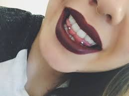 Snake eyes tongue piercing is a newer variant of snake eyes tongue piercing.the balls of the barbell, which is stabbed horizontally through the tip of the tongue, are supposed to be reminiscent of snake eyes tongue piercing.the piercing can cause temporary or permanent lisp as it limits the mobility of the snake eyes tongue piercing. Snake Eyes Piercing Eyes Piercing Snake Zungenpiercing Smiley Piercing Zungenpiercings